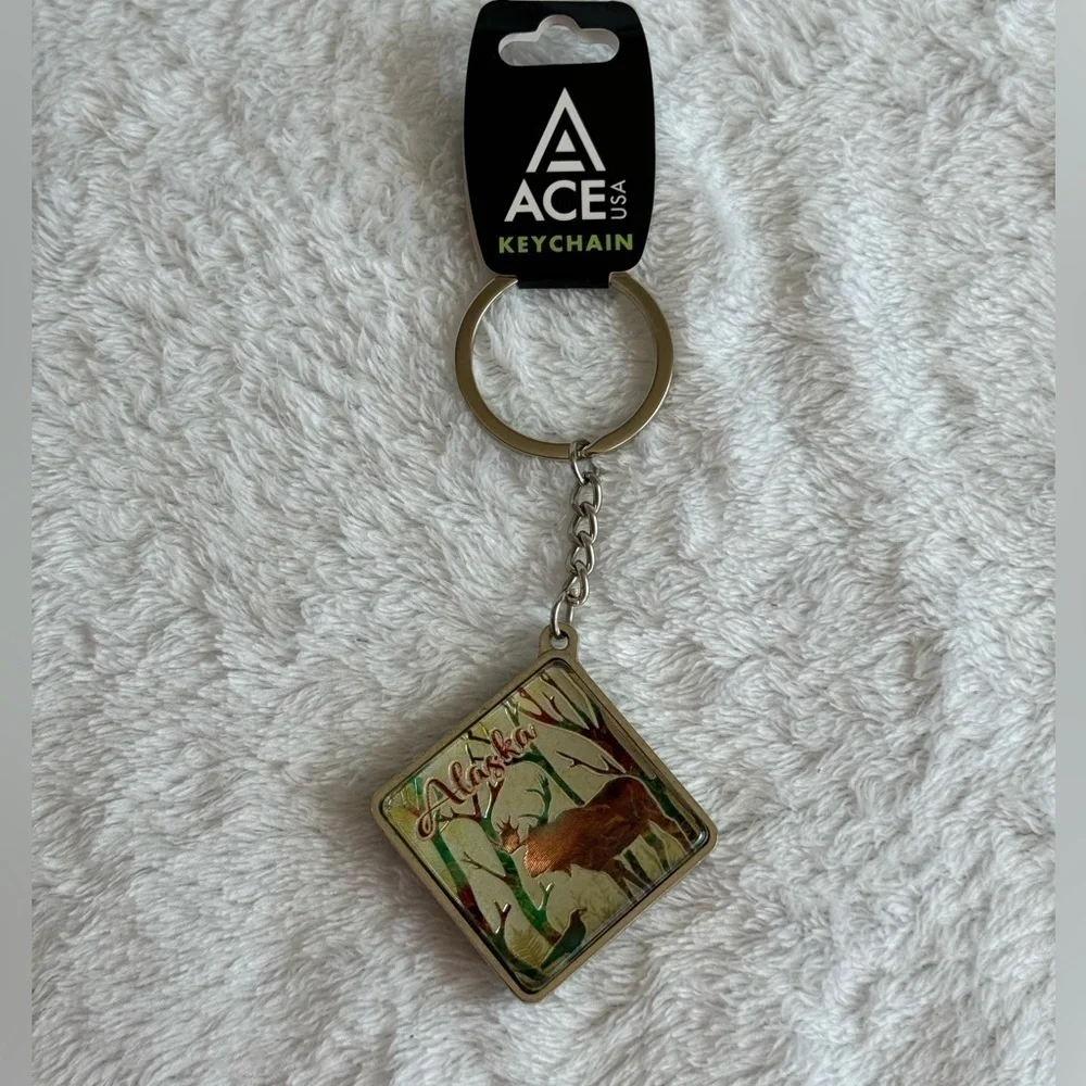 Alaskan Moose Keychain NWT